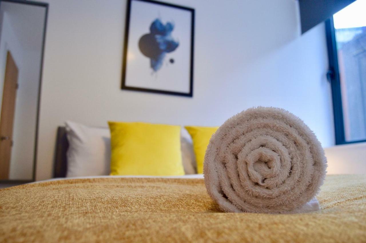 Qh31 - City Centre Location With 2 Double Bedrooms Sleeping Up To 4 People - Spacious Work Or Leisure Apartment Sheffield Exteriér fotografie